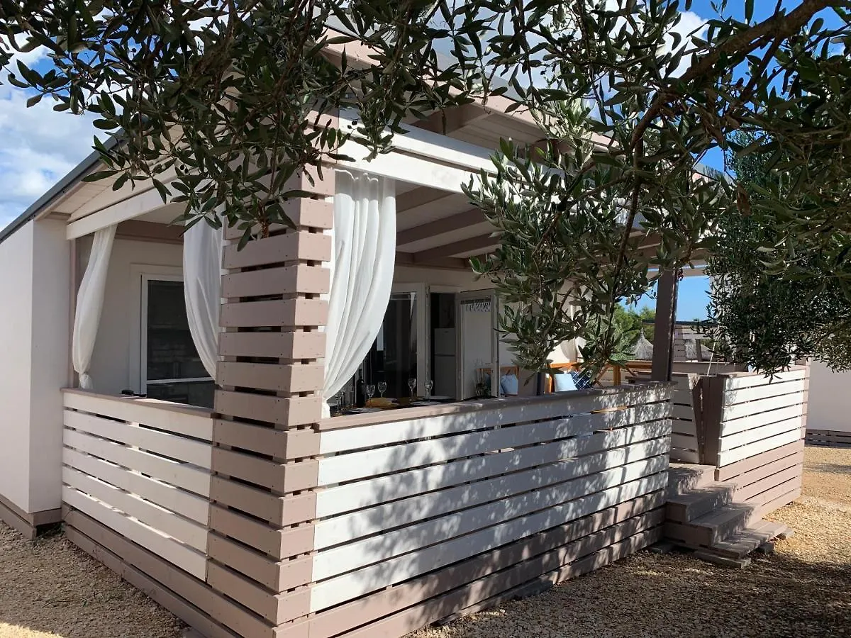 Mobile Home M&M Drage