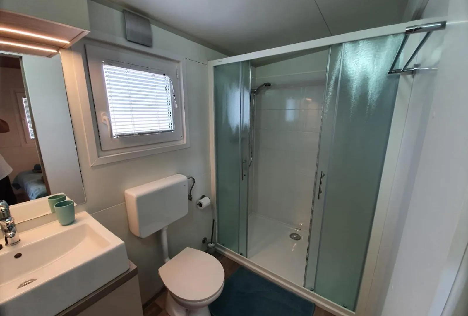 Mobile Home M&M Drage 0*,