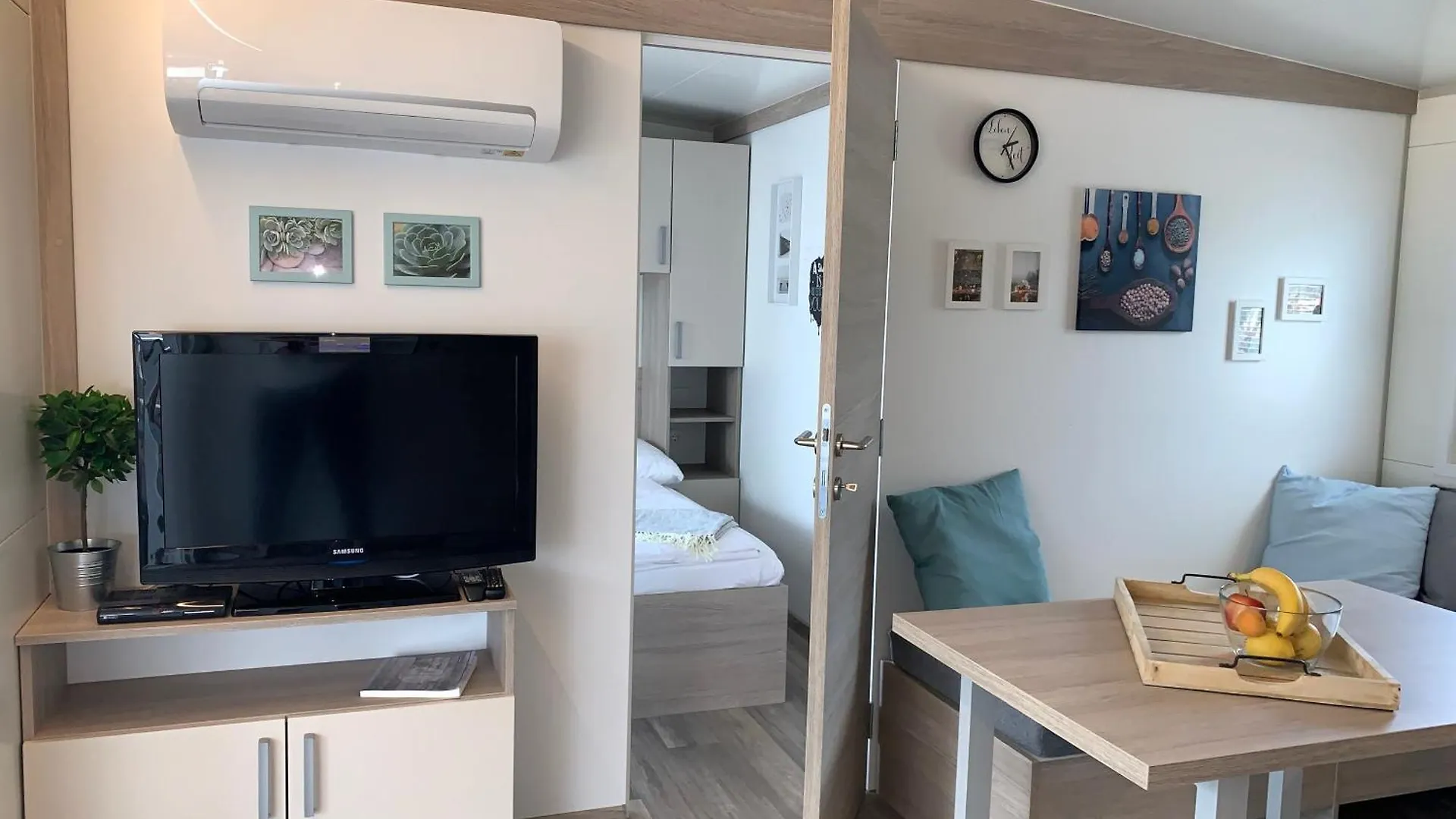 Campsite Mobile Home M&M Drage